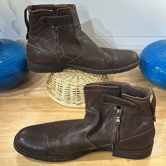 John Varvatos Men's Driggs Boots - Picture 5 of 13